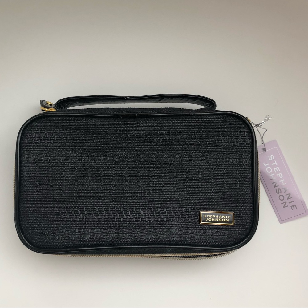 Stephanie Johnson Grace Brush case NWT
